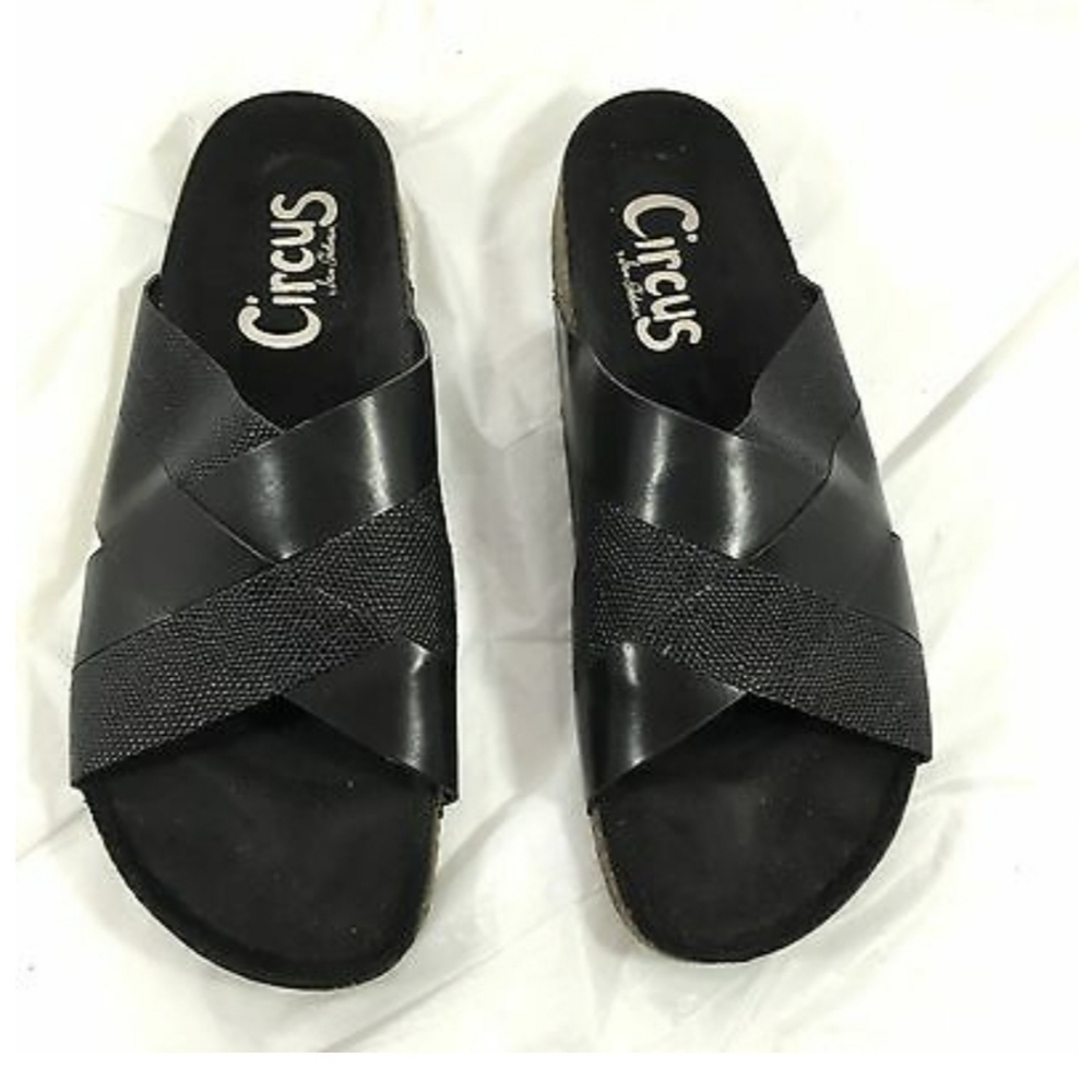 ❌SOLD❌Circus by Sam Edelman flat sandal